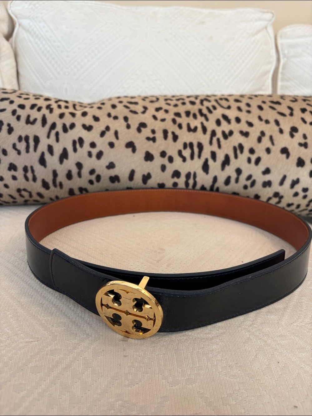 Tory Burch Miller Reversible Leather Belt in Brown and Black w Gold Logo Buckle